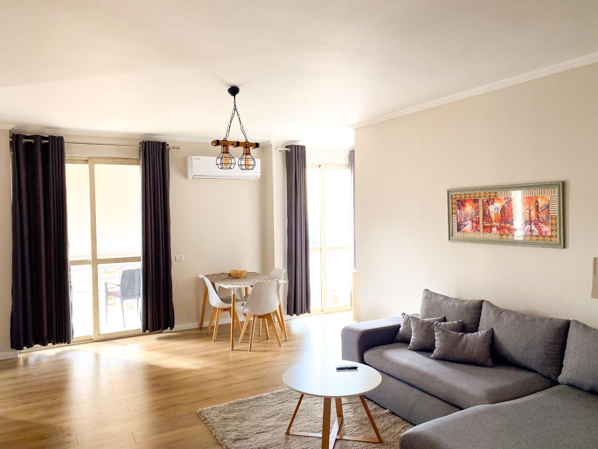 Modern At New Bazaar, Apartament